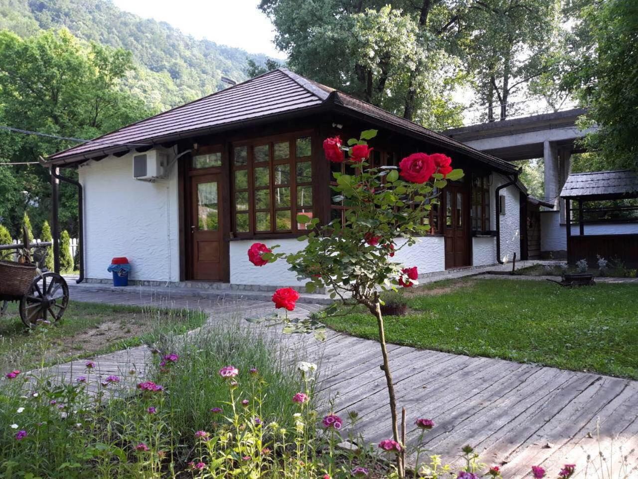 Atrium Holiday Home Bihac Exterior photo